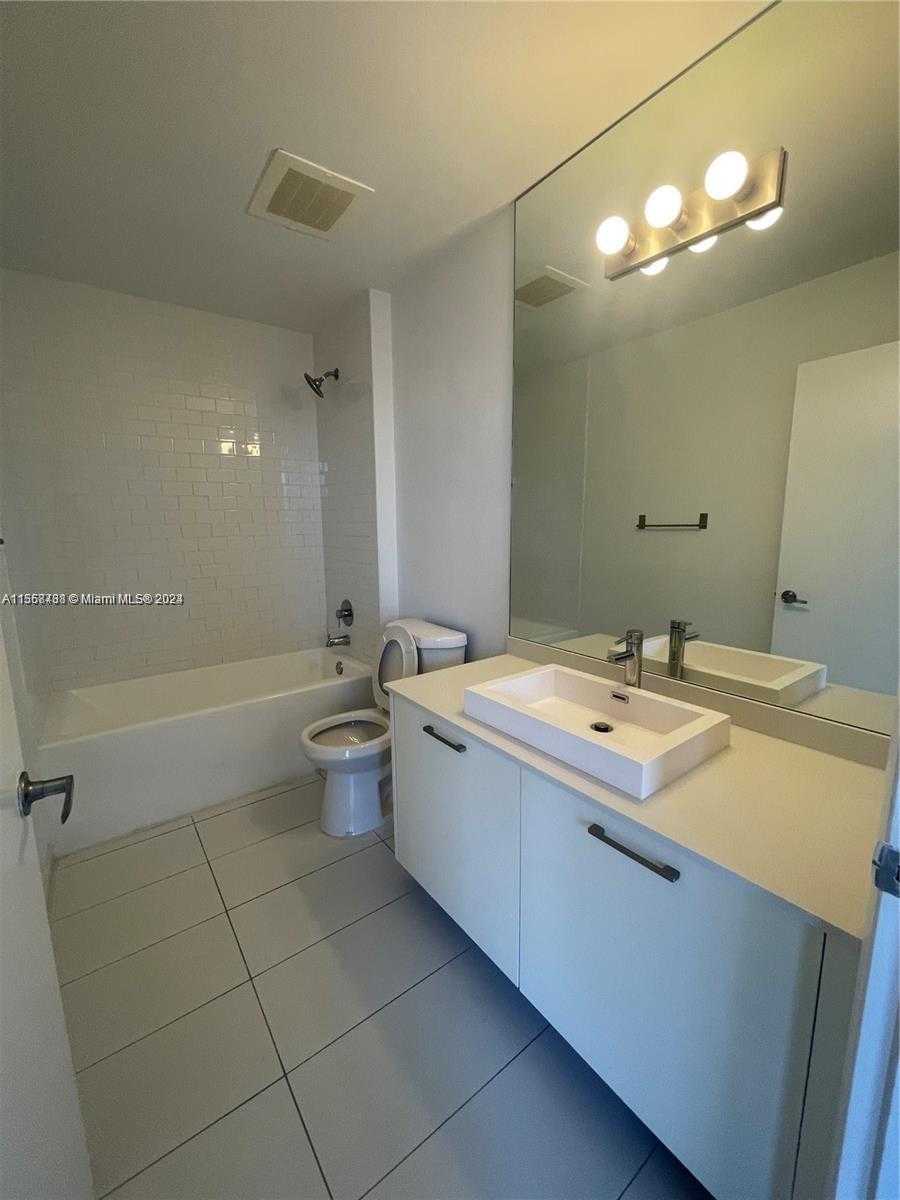 Small Image of 151 SOUTH EAST 1ST ST #1505, Miami Number 10