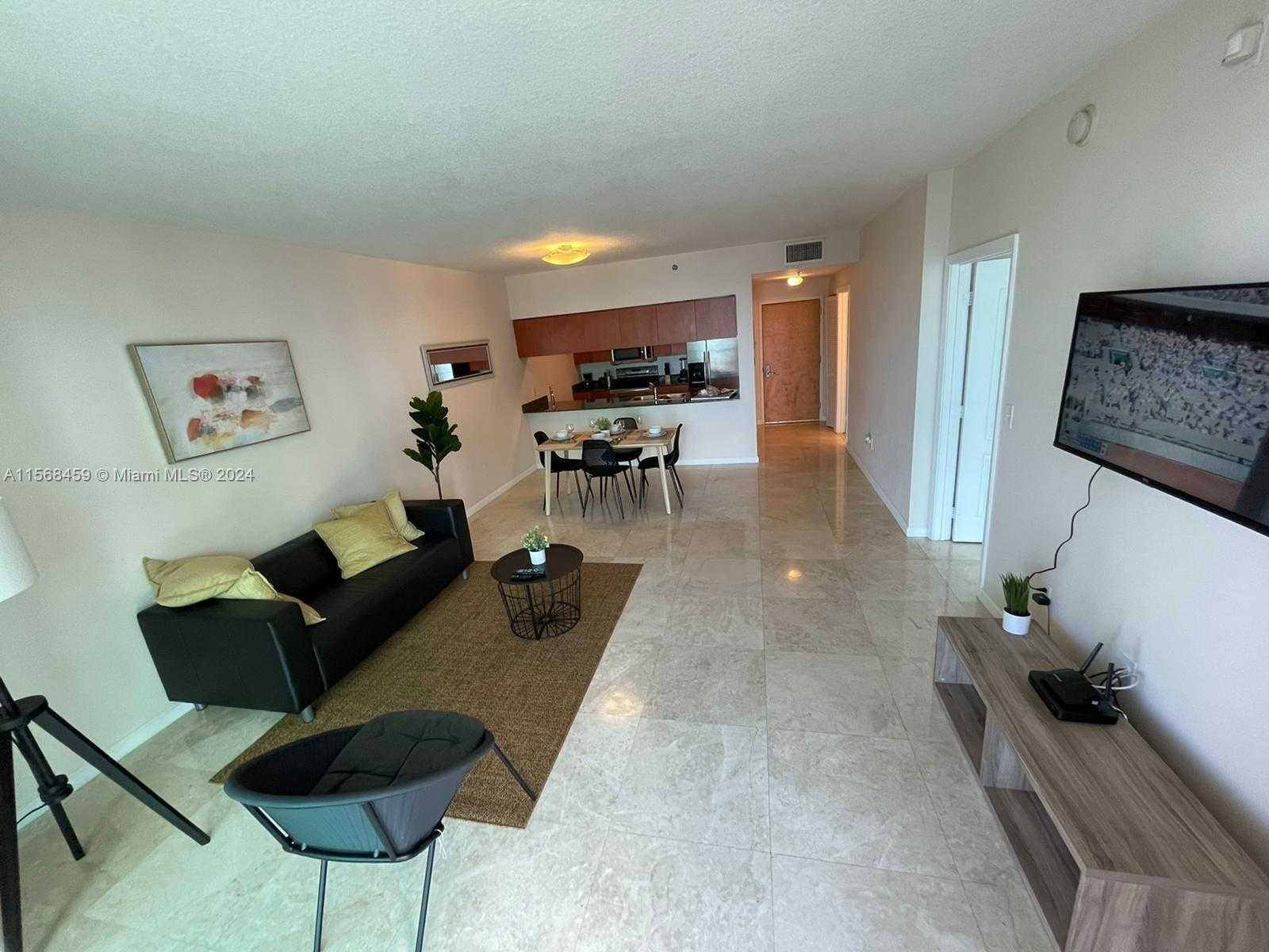Small Image of 1200 BRICKELL BAY DR #4217, Miami Number 11