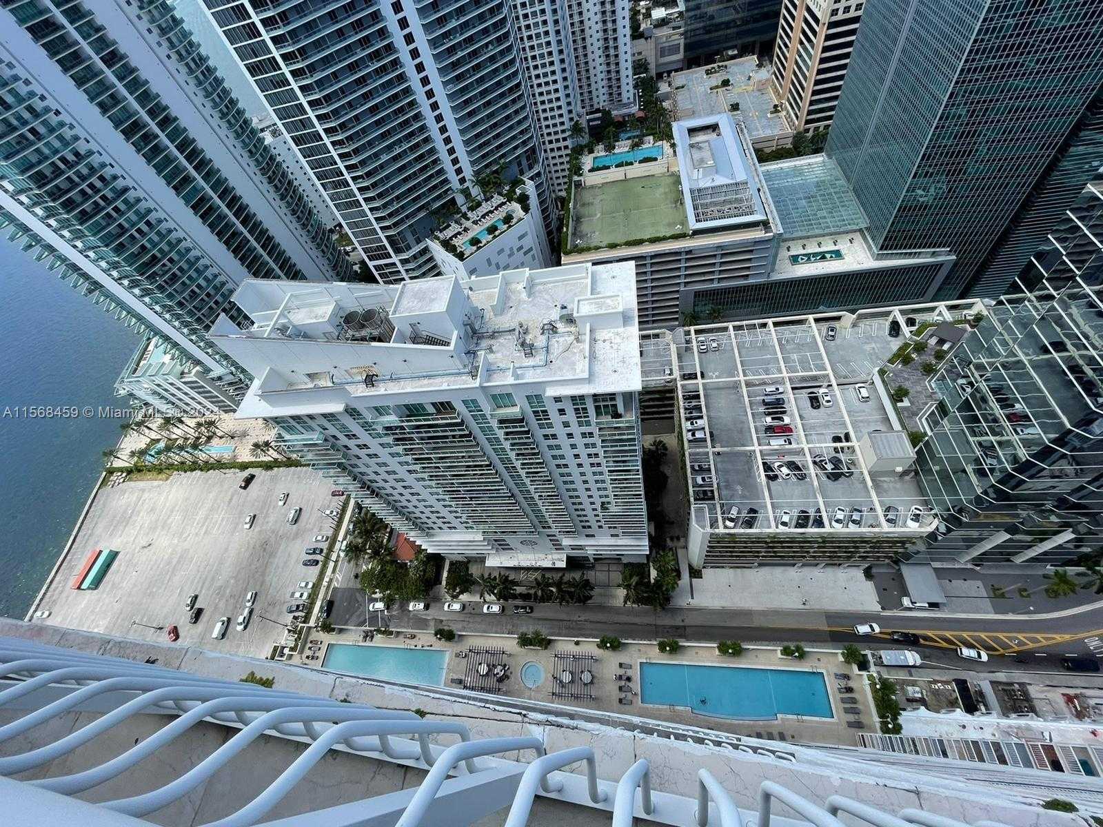 Small Image of 1200 BRICKELL BAY DR #4217, Miami Number 28