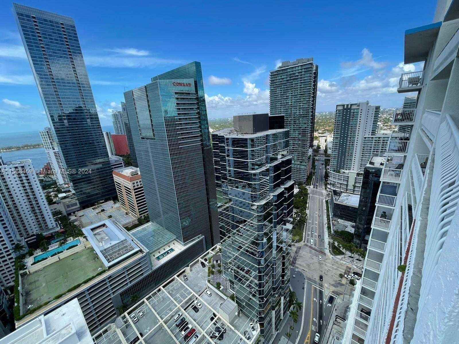 Small Image of 1200 BRICKELL BAY DR #4217, Miami Number 30