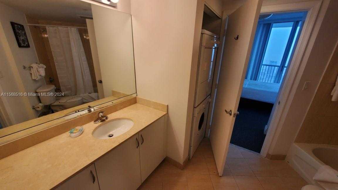 Small Image of 1750 NORTH BAYSHORE DR #3615, Miami Number 8