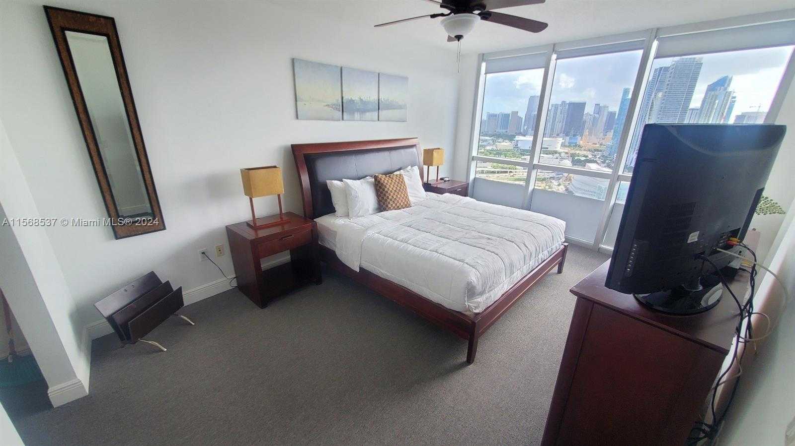 Small Image of 1750 NORTH BAYSHORE DR #3814, Miami Number 6