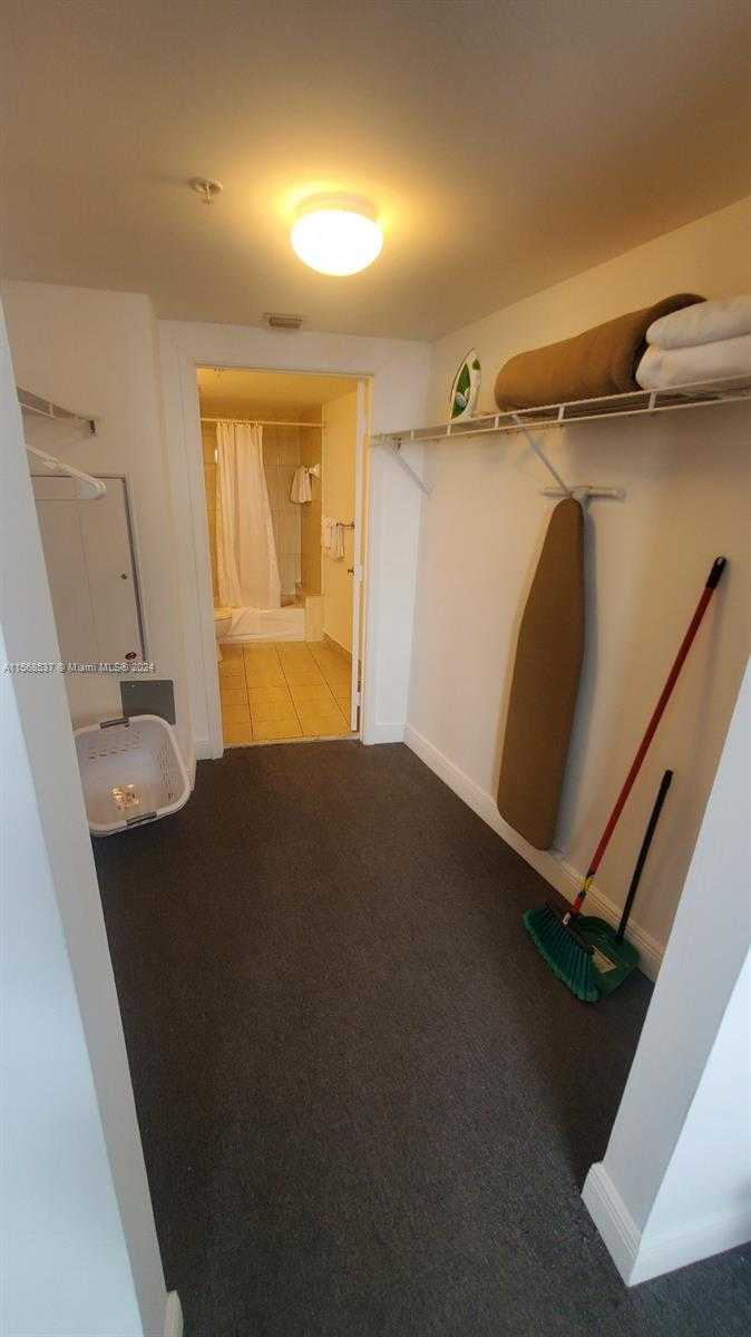 Small Image of 1750 NORTH BAYSHORE DR #3814, Miami Number 7