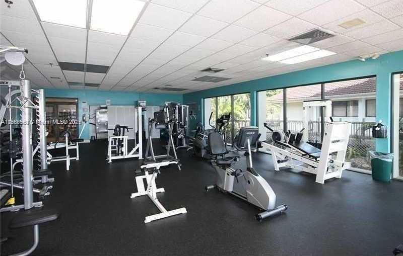 Small Image of 106 LAKE EMERALD DR #210, Oakland Park Number 29