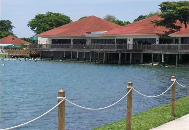 Small Image of 106 LAKE EMERALD DR #210, Oakland Park Number 30
