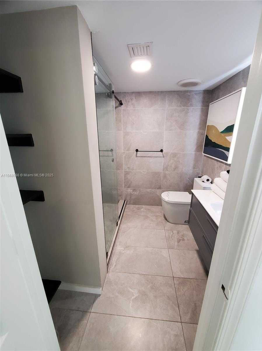Small Image of 1200 SOUTH BRICKELL BAY DR #3309, Miami Number 14