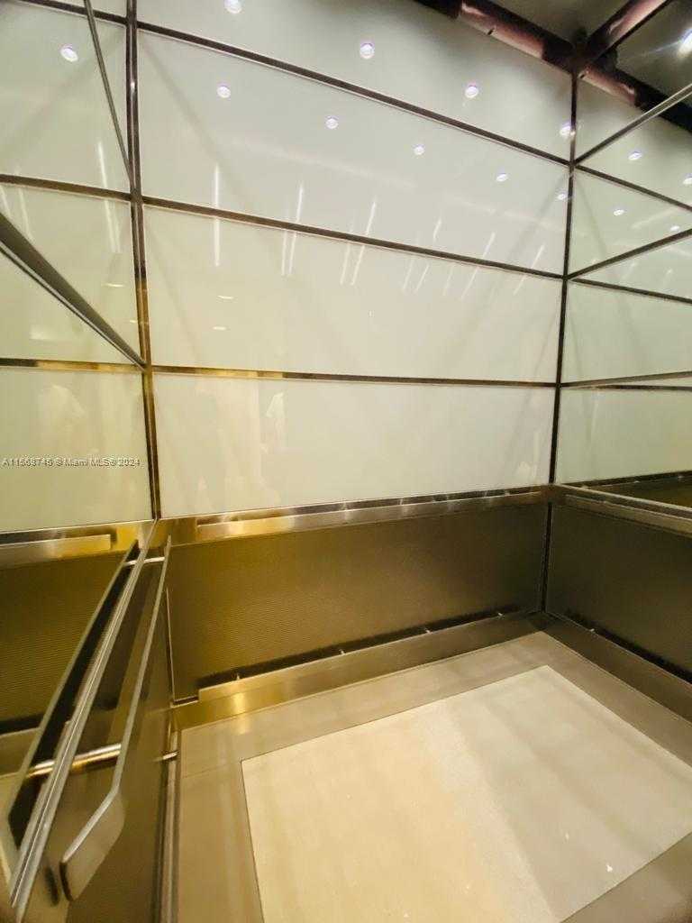 Small Image of 800 WEST AVE #905, Miami Beach Number 25
