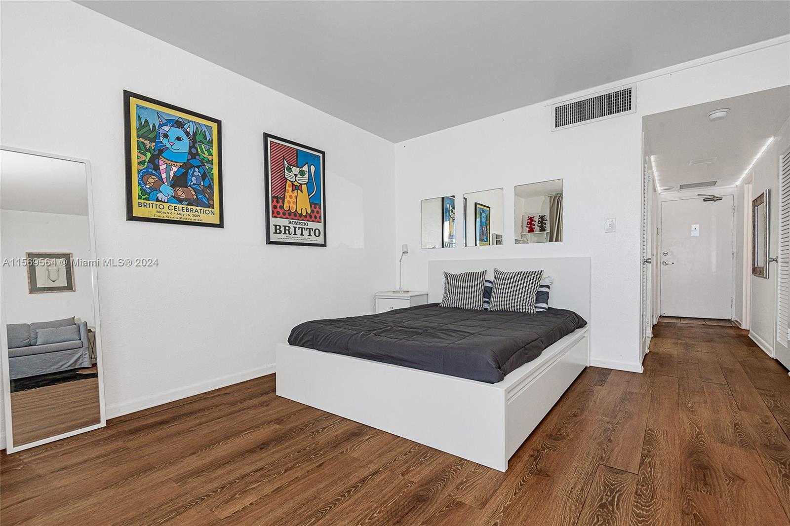 Small Image of 1200 WEST AVE #PH11, Miami Beach Number 13