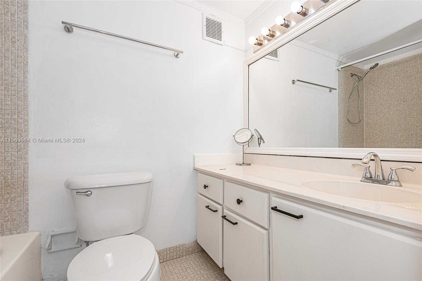 Small Image of 1200 WEST AVE #PH11, Miami Beach Number 22