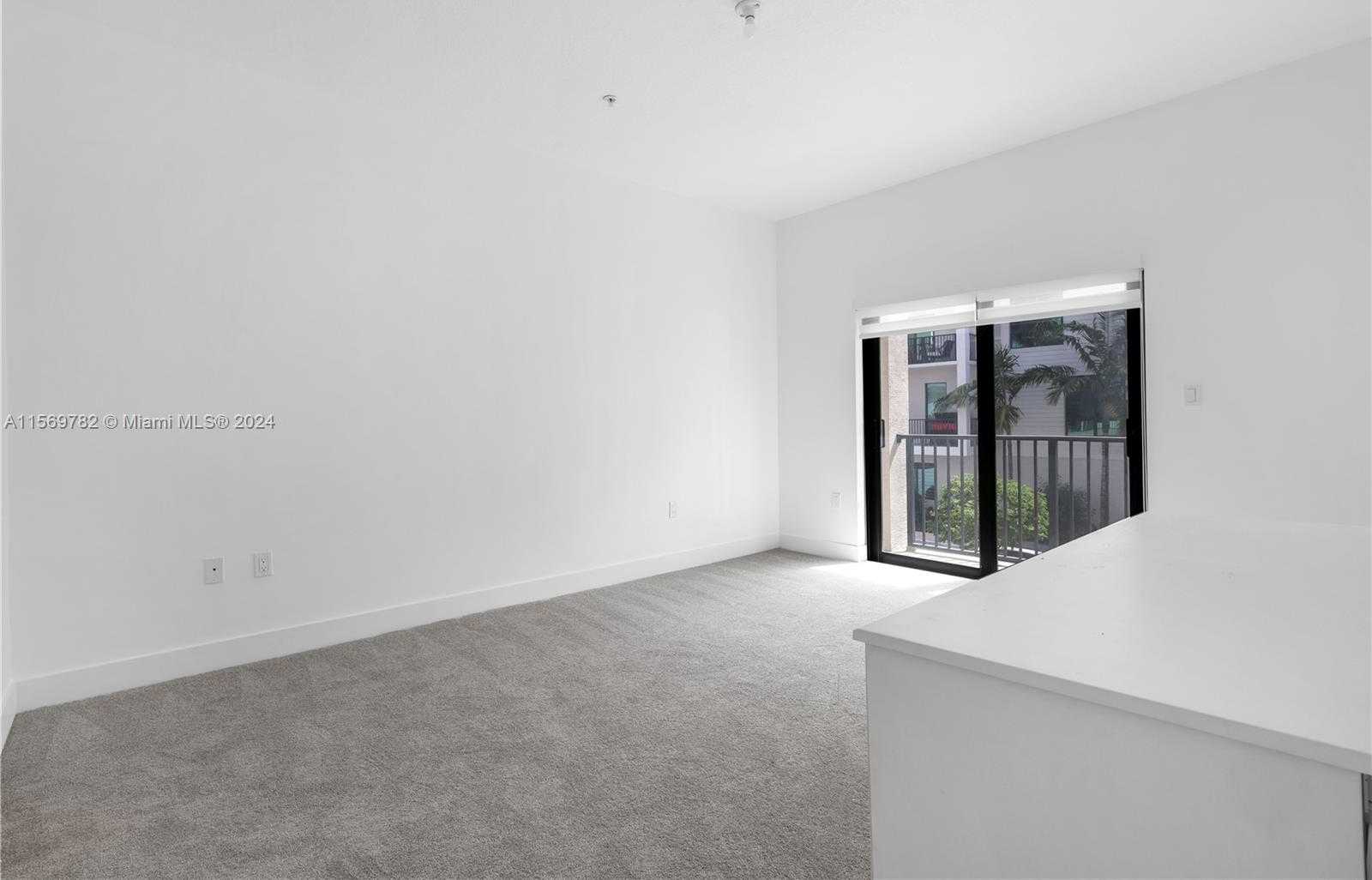 Small Image of 4740 NORTH WEST 84TH CT #17, Doral Number 11