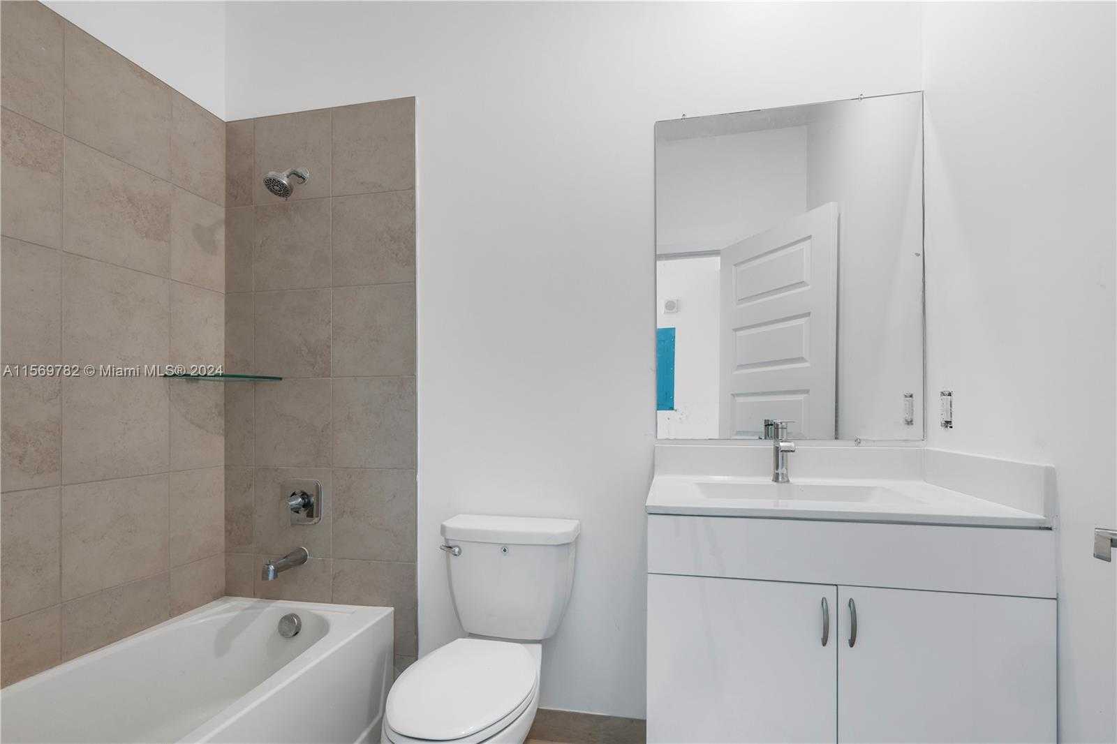 Small Image of 4740 NORTH WEST 84TH CT #17, Doral Number 13