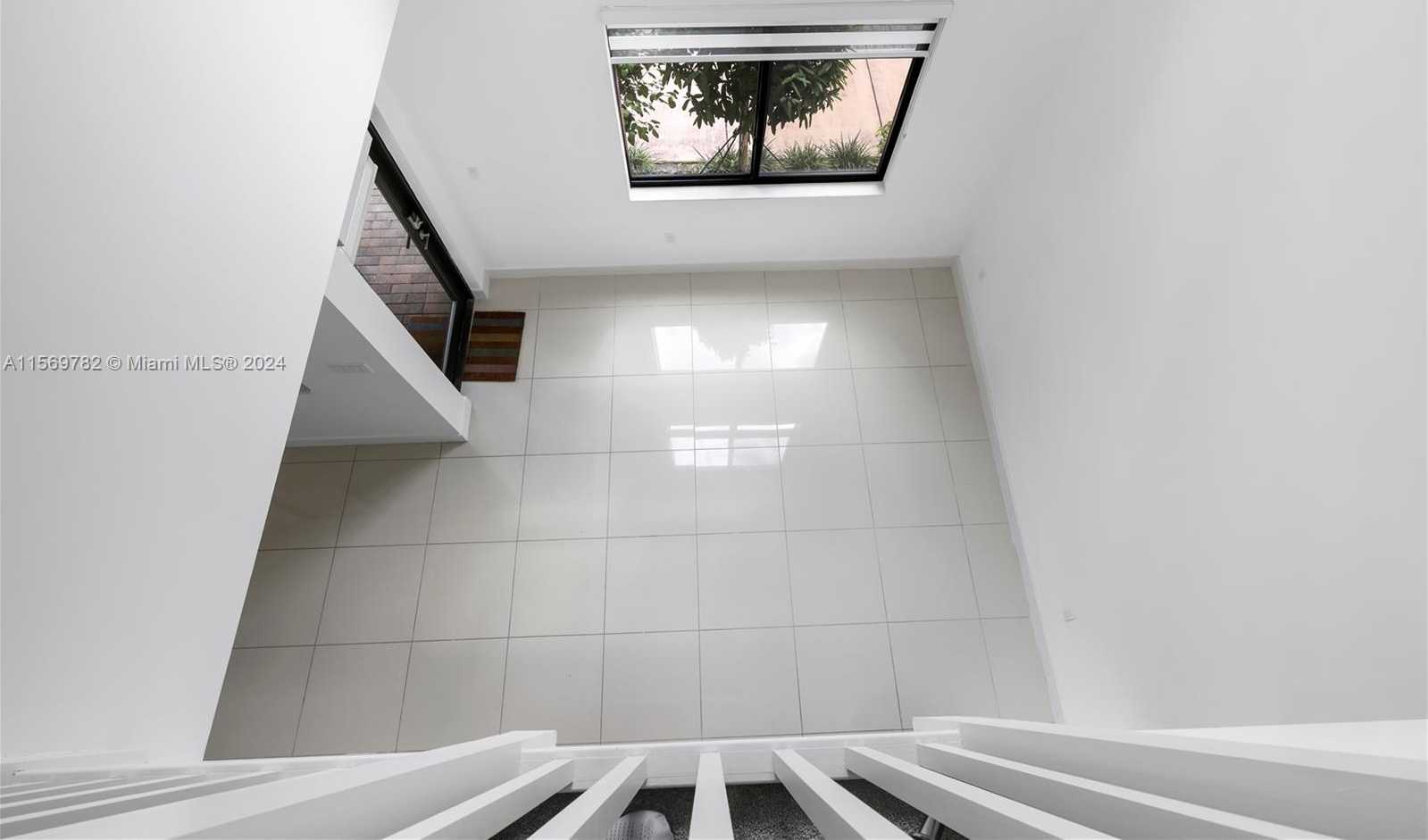 Small Image of 4740 NORTH WEST 84TH CT #17, Doral Number 14