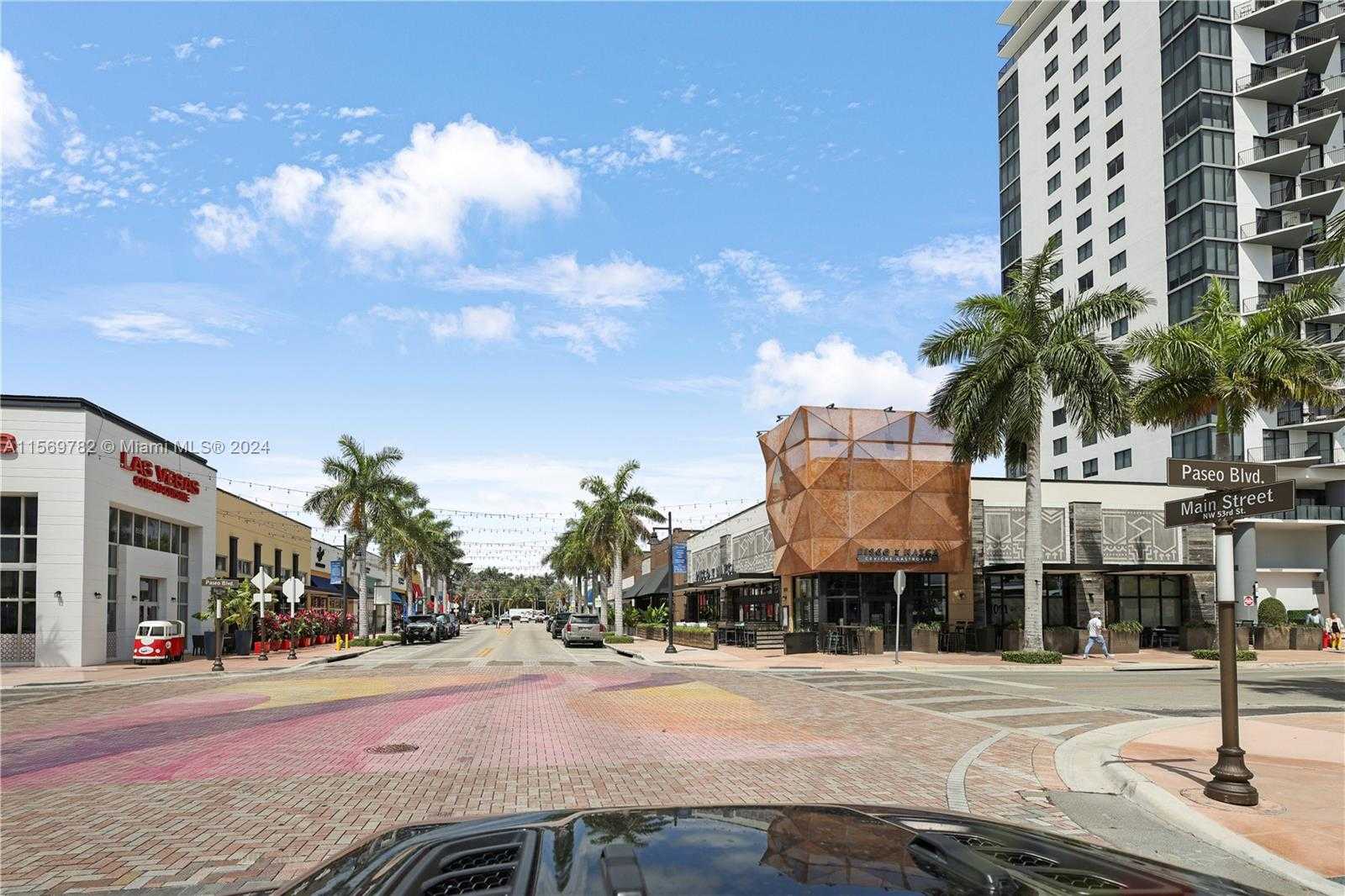 Small Image of 4740 NORTH WEST 84TH CT #17, Doral Number 18