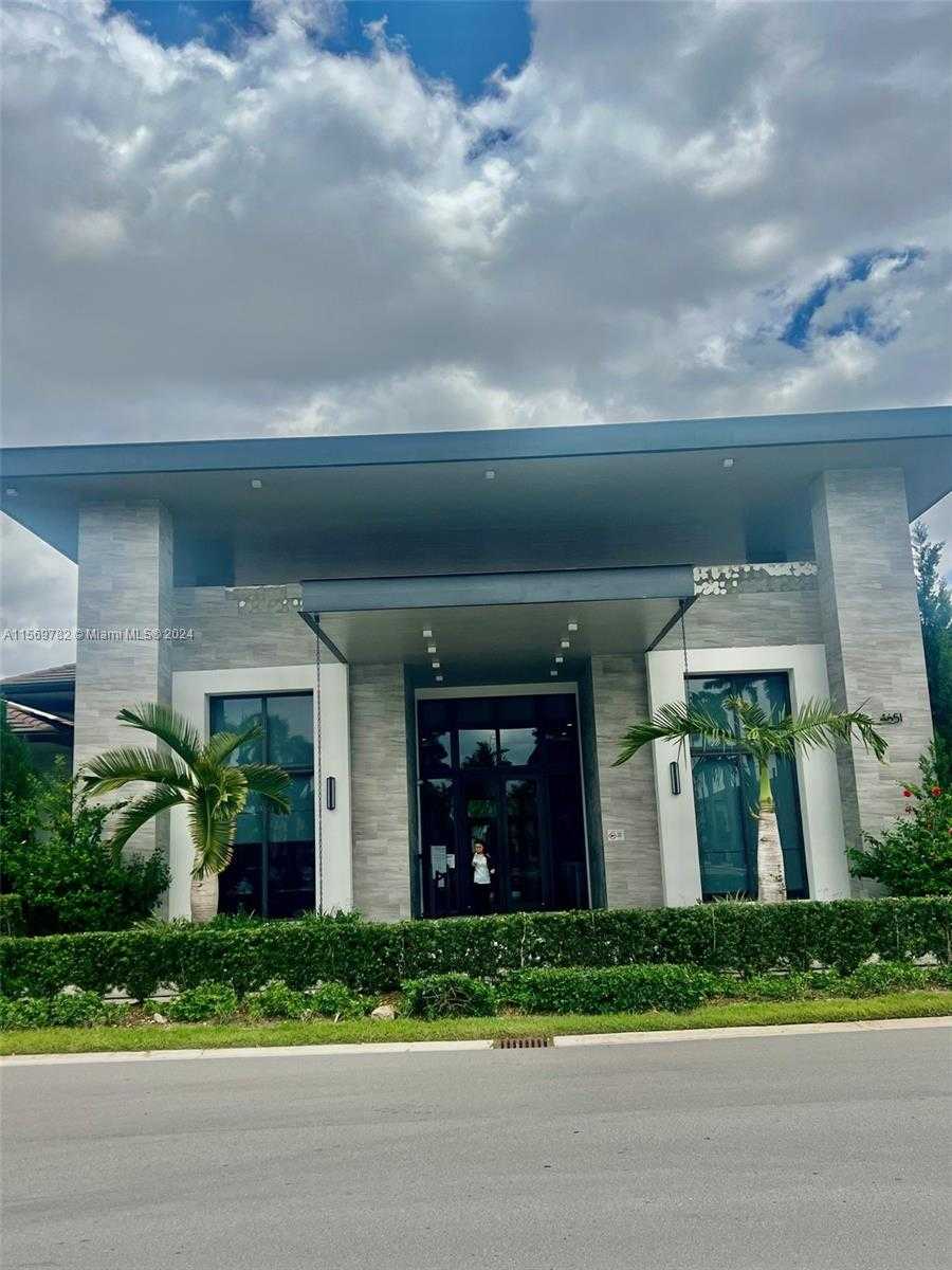 Small Image of 4740 NORTH WEST 84TH CT #17, Doral Number 22