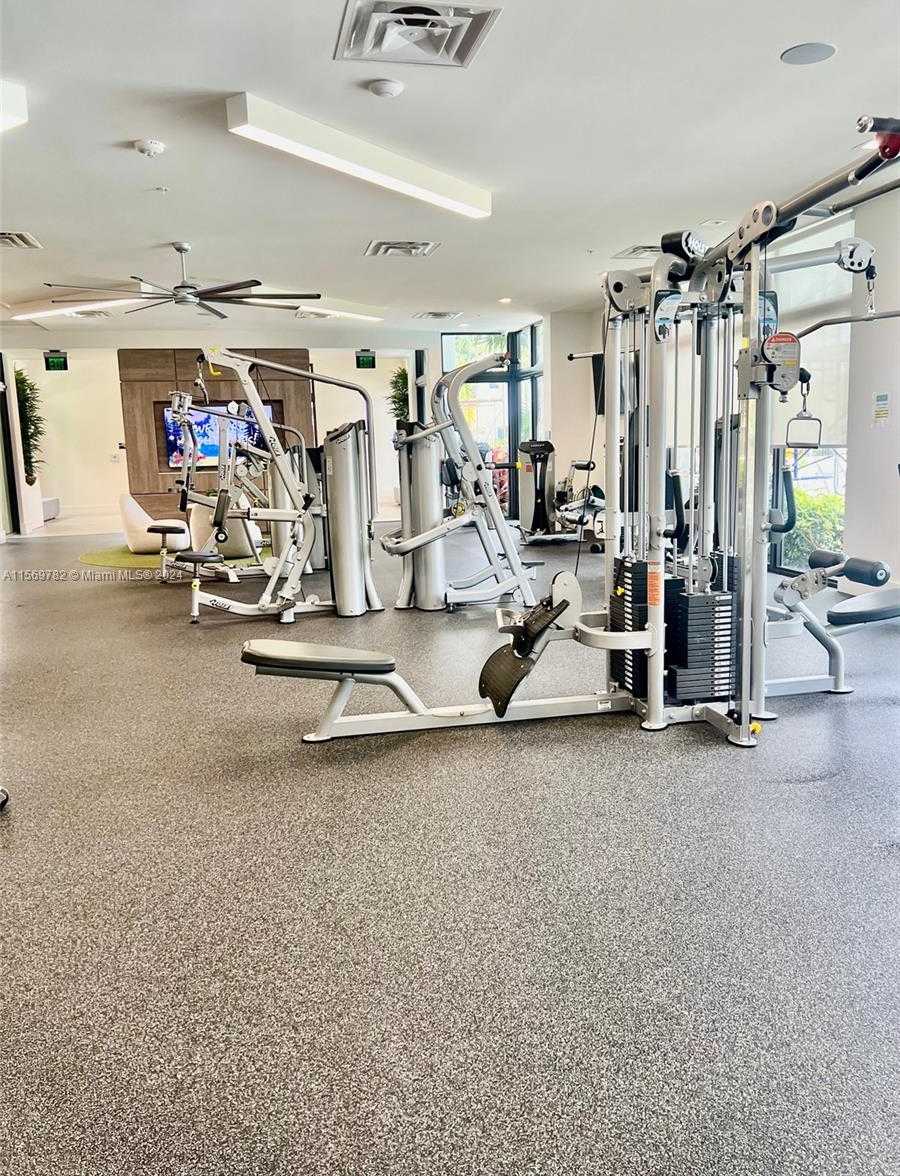 Small Image of 4740 NORTH WEST 84TH CT #17, Doral Number 27