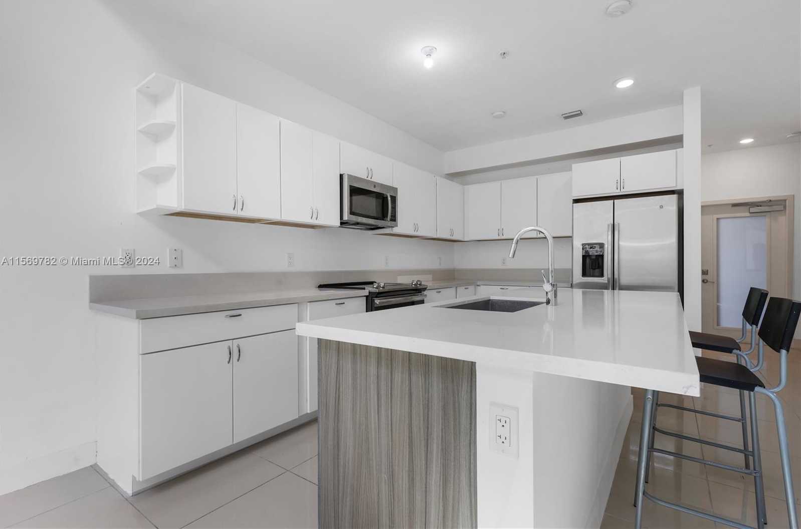 Small Image of 4740 NORTH WEST 84TH CT #17, Doral Number 8