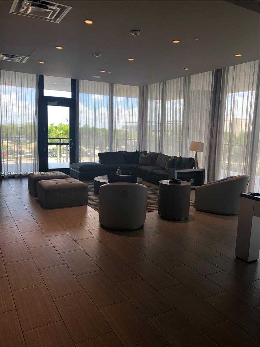 Small Image of 5300 NORTH WEST PASEO BLVD #1705, Doral Number 6