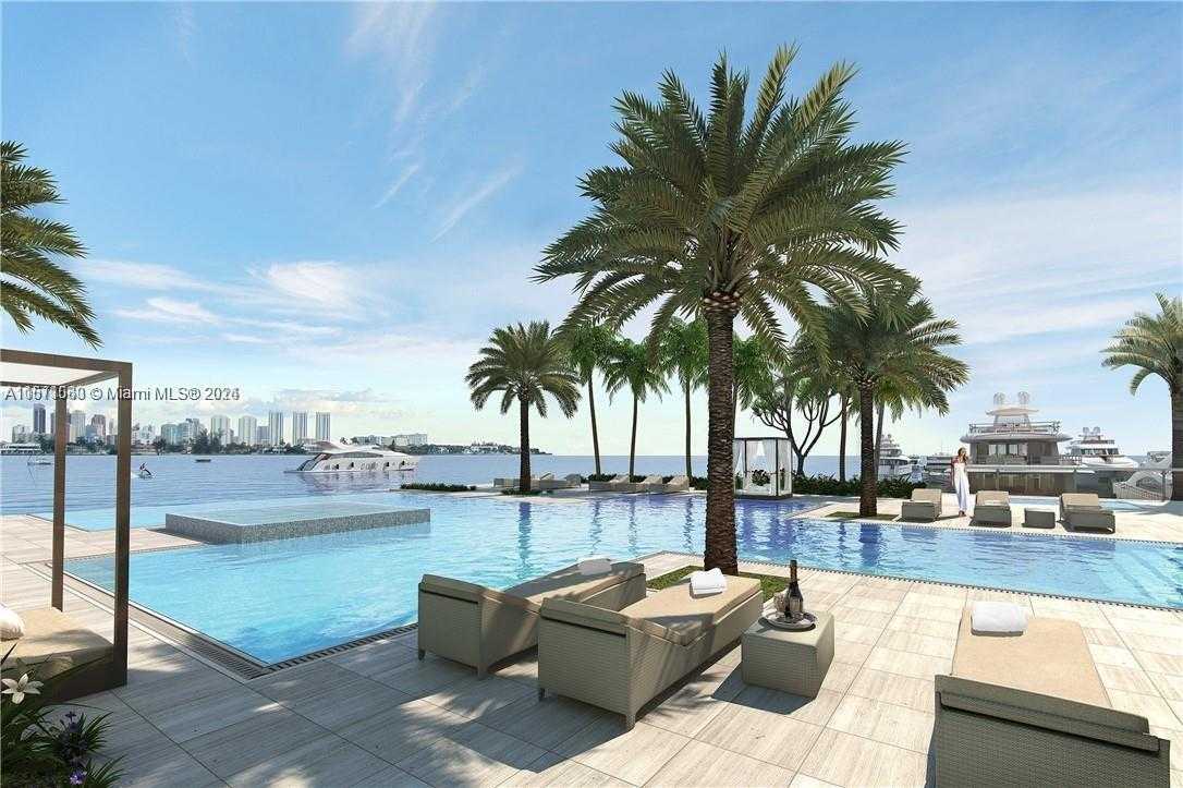 Small Image of 17301 #905, North Miami Beach Number 2