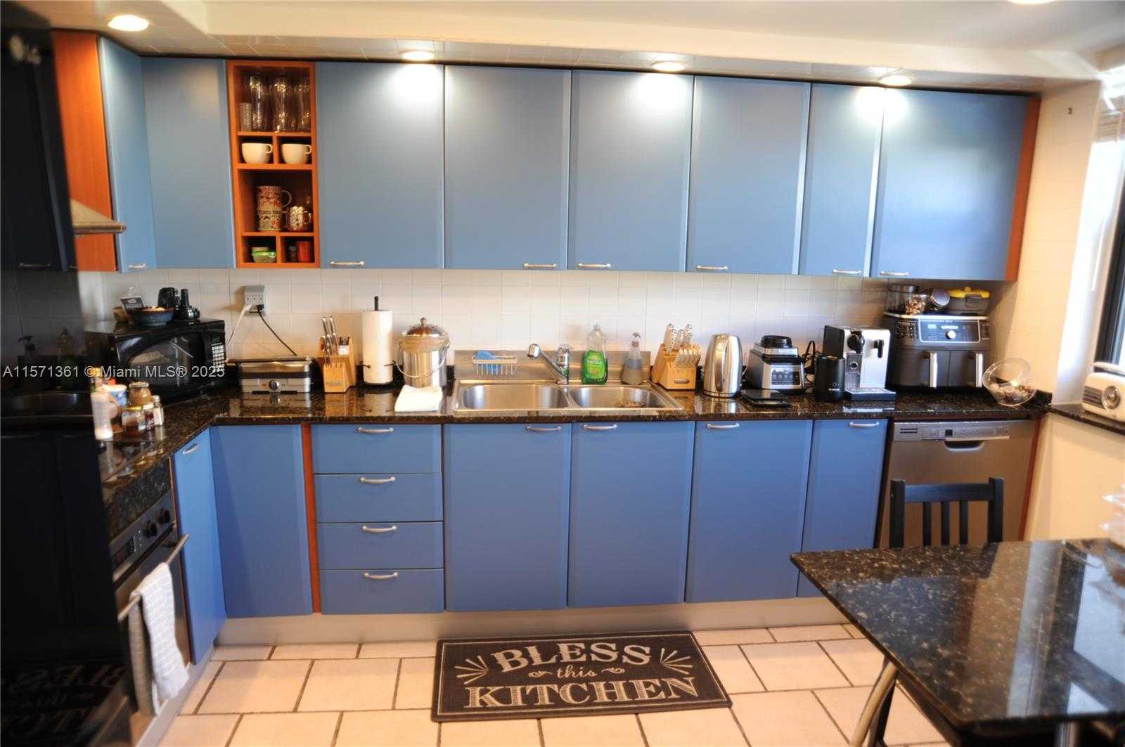 Small Image of 456 POINCIANA DR #1620, Sunny Isles Beach Number 10