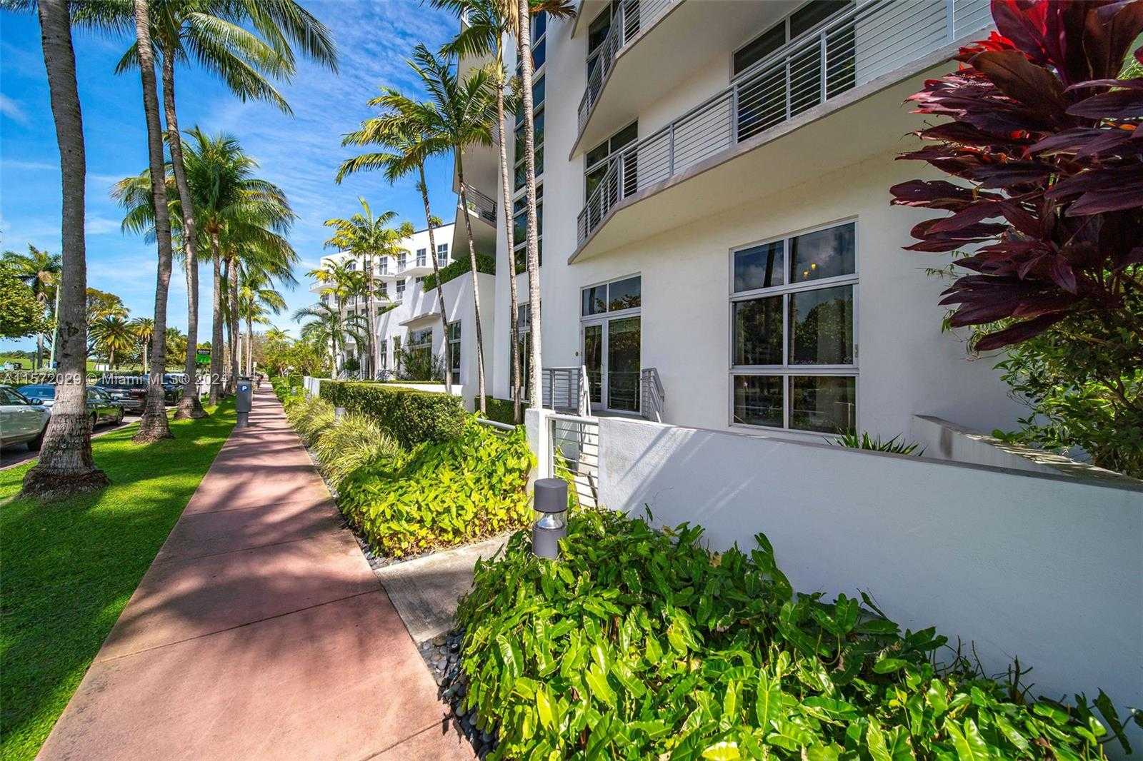 Small Image of 2001 MERIDIAN AVE #103, Miami Beach Number 19