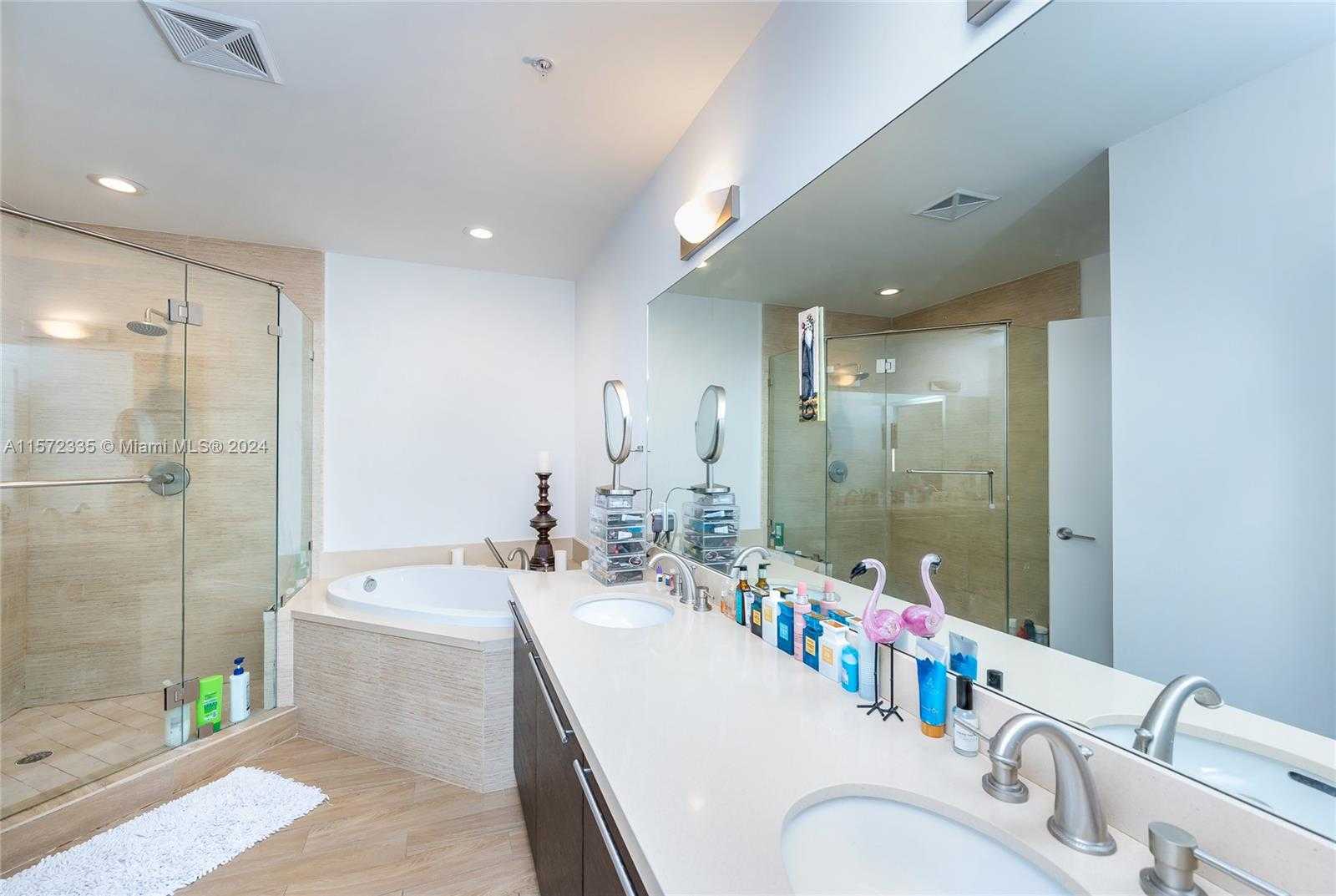 Small Image of 7928 EAST DR #704, North Bay Village Number 13