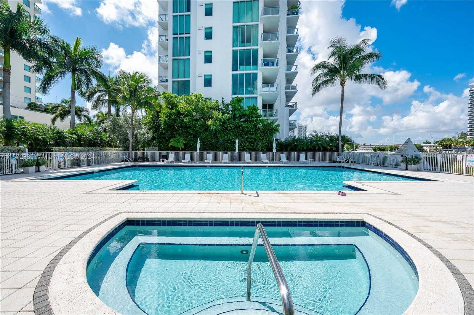 Small Image of 7928 EAST DR #704, North Bay Village Number 25