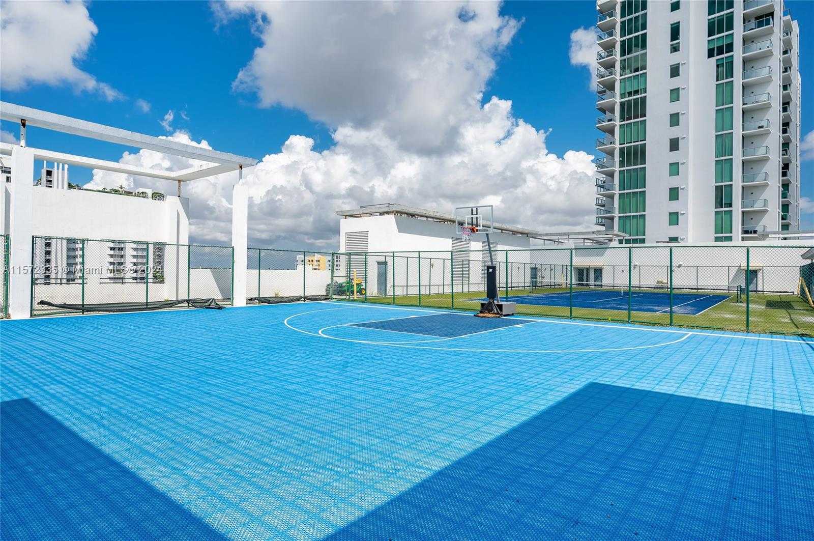 Small Image of 7928 EAST DR #704, North Bay Village Number 29