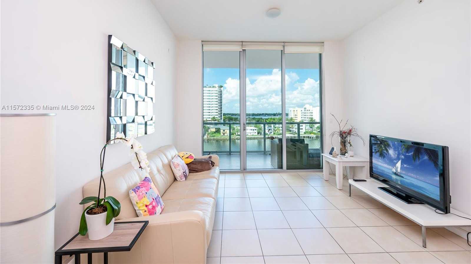 Small Image of 7928 EAST DR #704, North Bay Village Number 8