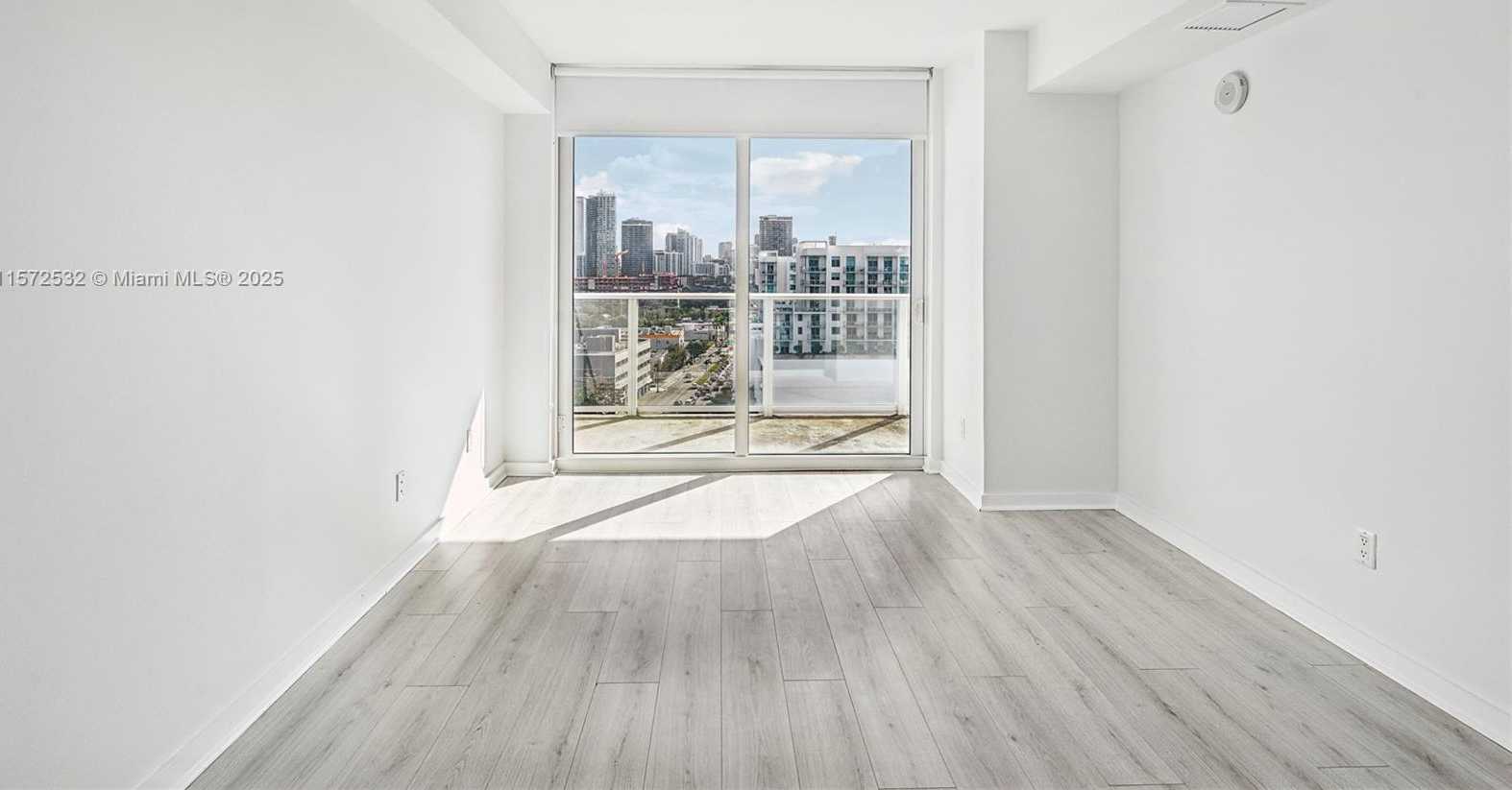 Small Image of 4250 BISCAYNE BLVD #1516, Miami Number 16