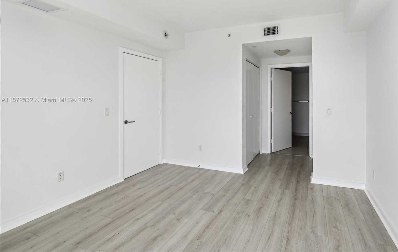 Small Image of 4250 BISCAYNE BLVD #1516, Miami Number 17