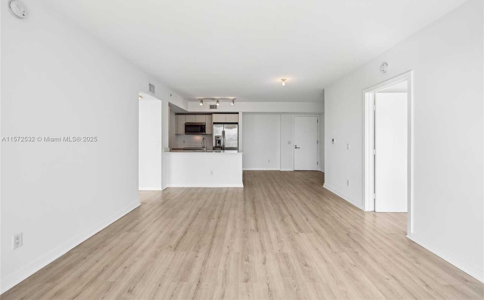 Small Image of 4250 BISCAYNE BLVD #1516, Miami Number 4