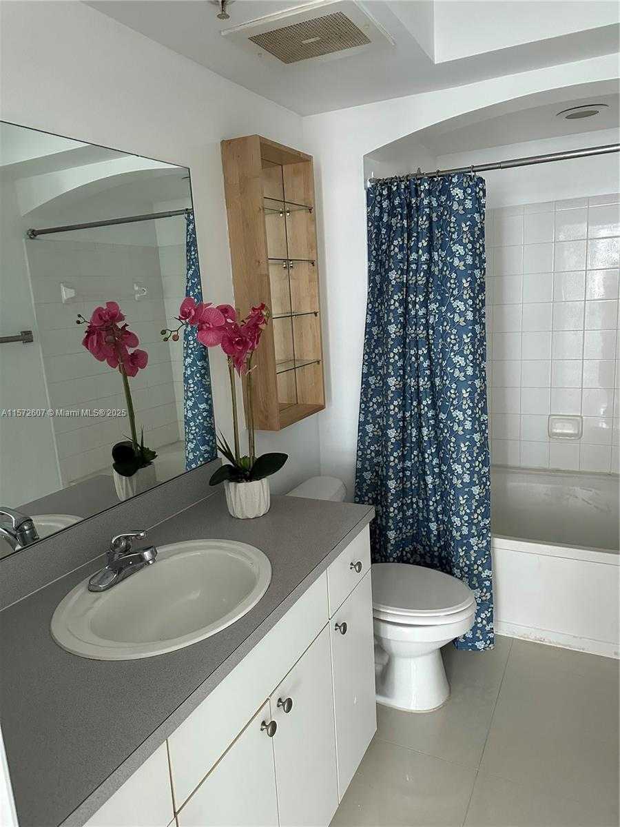 Small Image of 9201 COLLINS AVE #524, Surfside Number 18