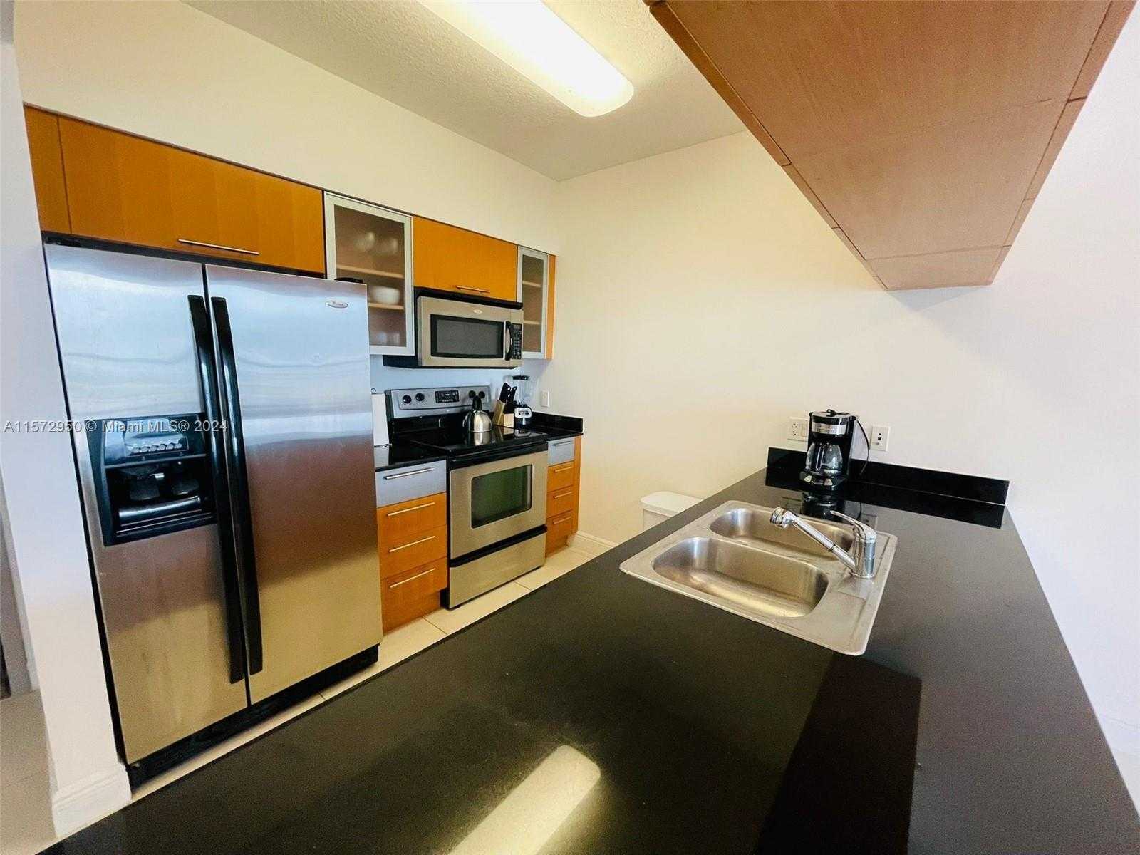 Small Image of 1750 NORTH BAYSHORE DR #2710, Miami Number 12