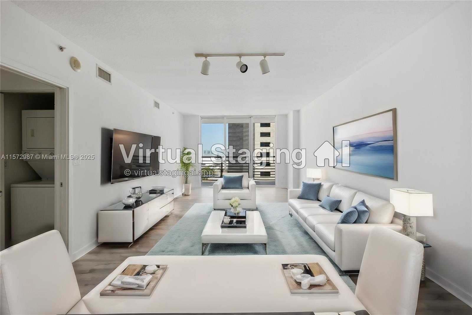 Small Image of 335 SOUTH BISCAYNE BLVD #2700, Miami Number 4