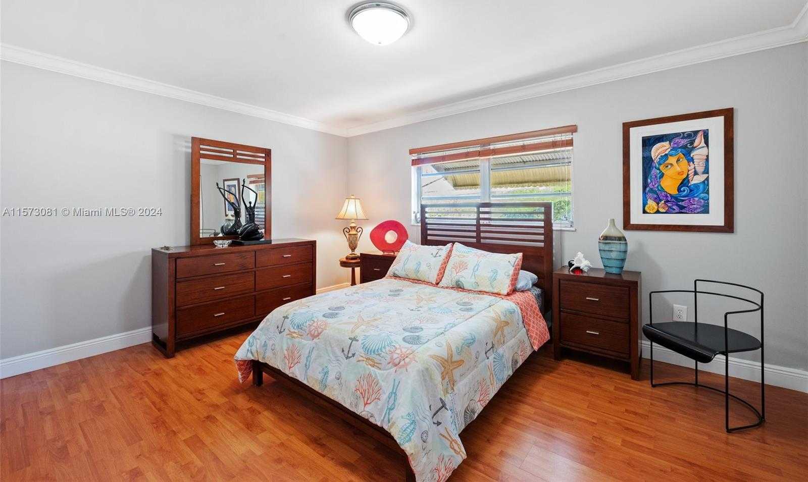 Small Image of 11 OLIVE DR #H, Hialeah Number 15