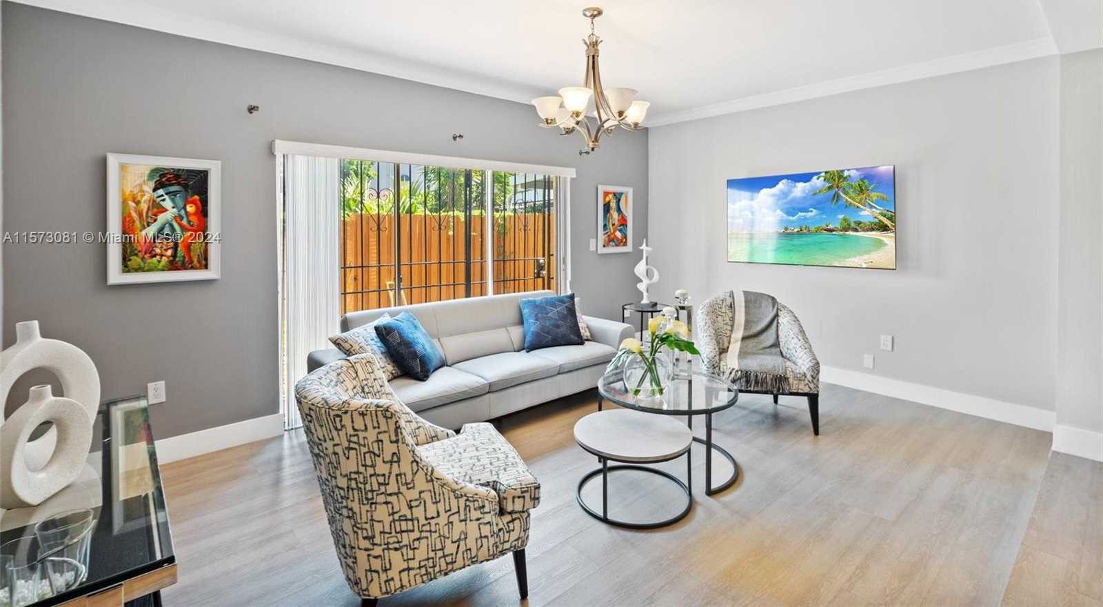 Small Image of 11 OLIVE DR #H, Hialeah Number 5