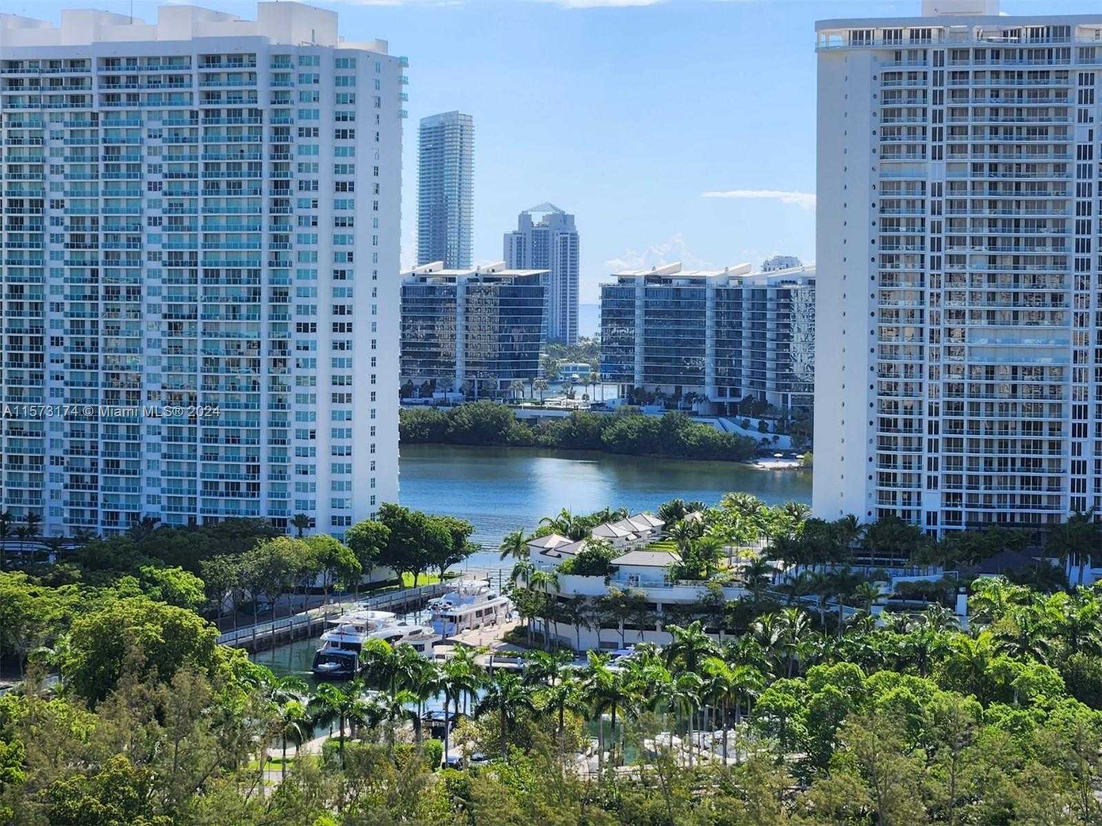 Small Image of 18151 #2012, Aventura Number 10