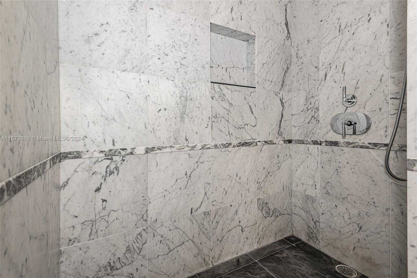 Small Image of 6101 AQUA AVE #702, Miami Beach Number 19