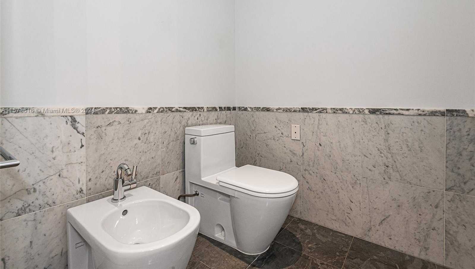 Small Image of 6101 AQUA AVE #702, Miami Beach Number 20