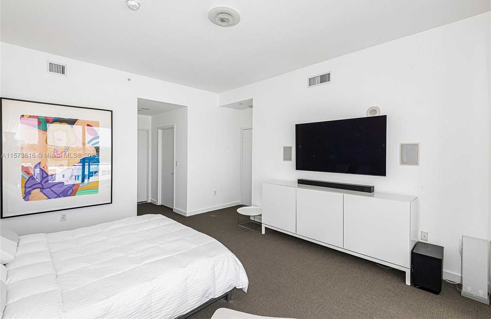 Small Image of 6101 AQUA AVE #702, Miami Beach Number 24