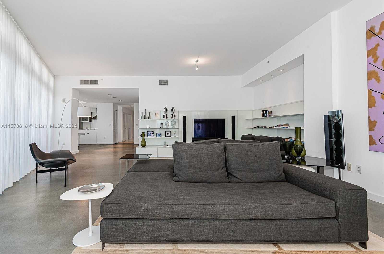 Small Image of 6101 AQUA AVE #702, Miami Beach Number 4