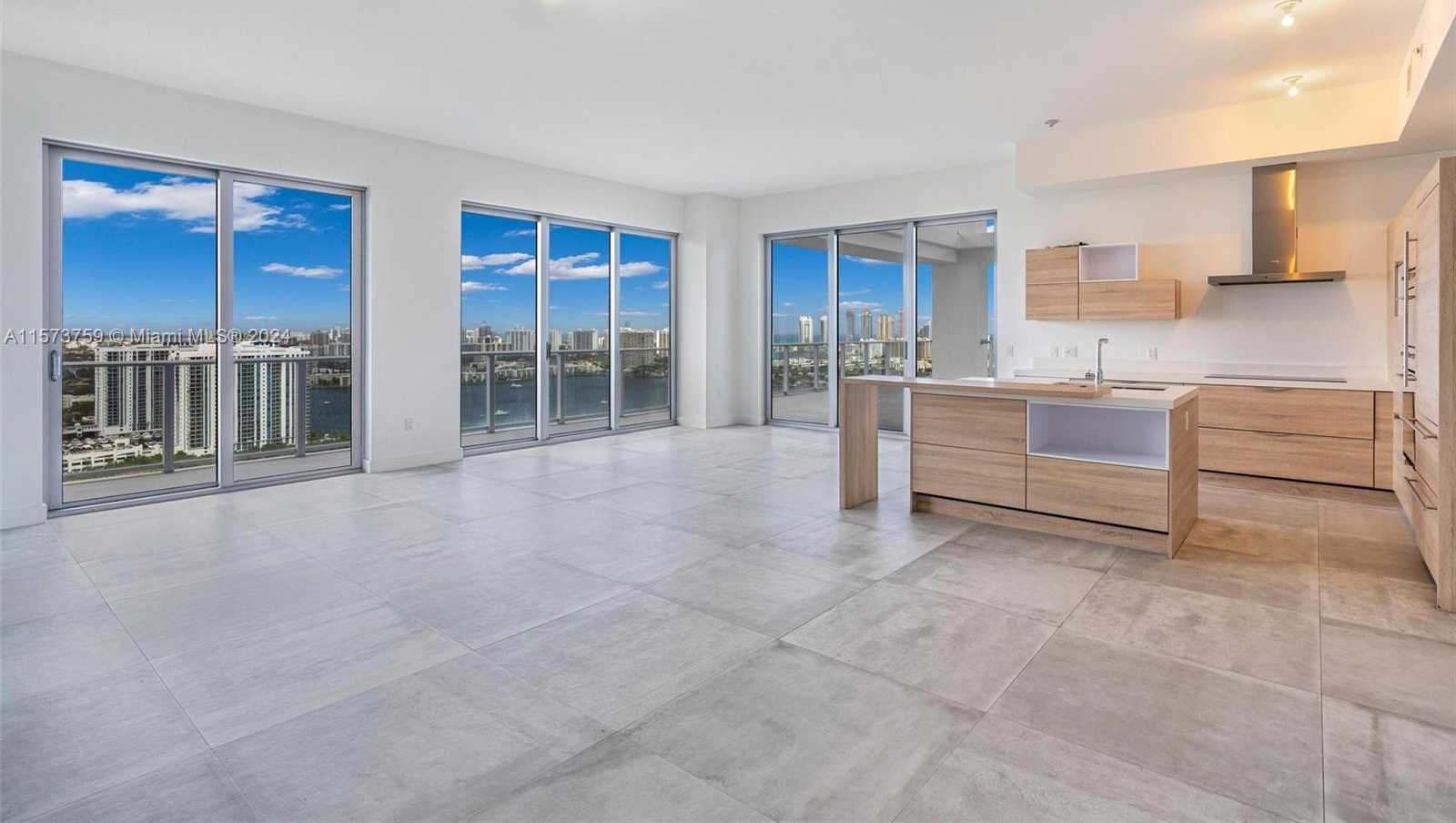 Small Image of 16385 BISCAYNE BLVD #PH4, North Miami Beach Number 11