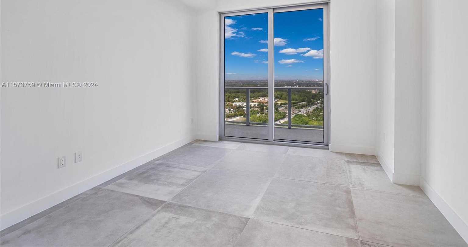 Small Image of 16385 BISCAYNE BLVD #PH4, North Miami Beach Number 23