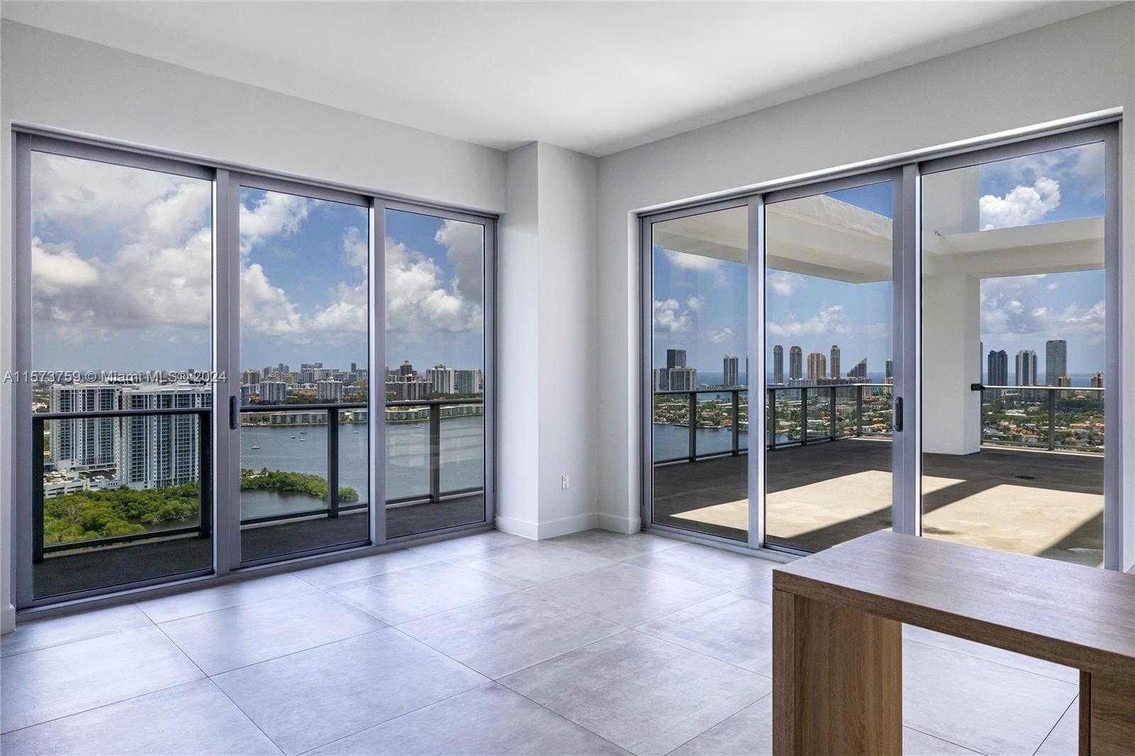 Small Image of 16385 BISCAYNE BLVD #PH4, North Miami Beach Number 47