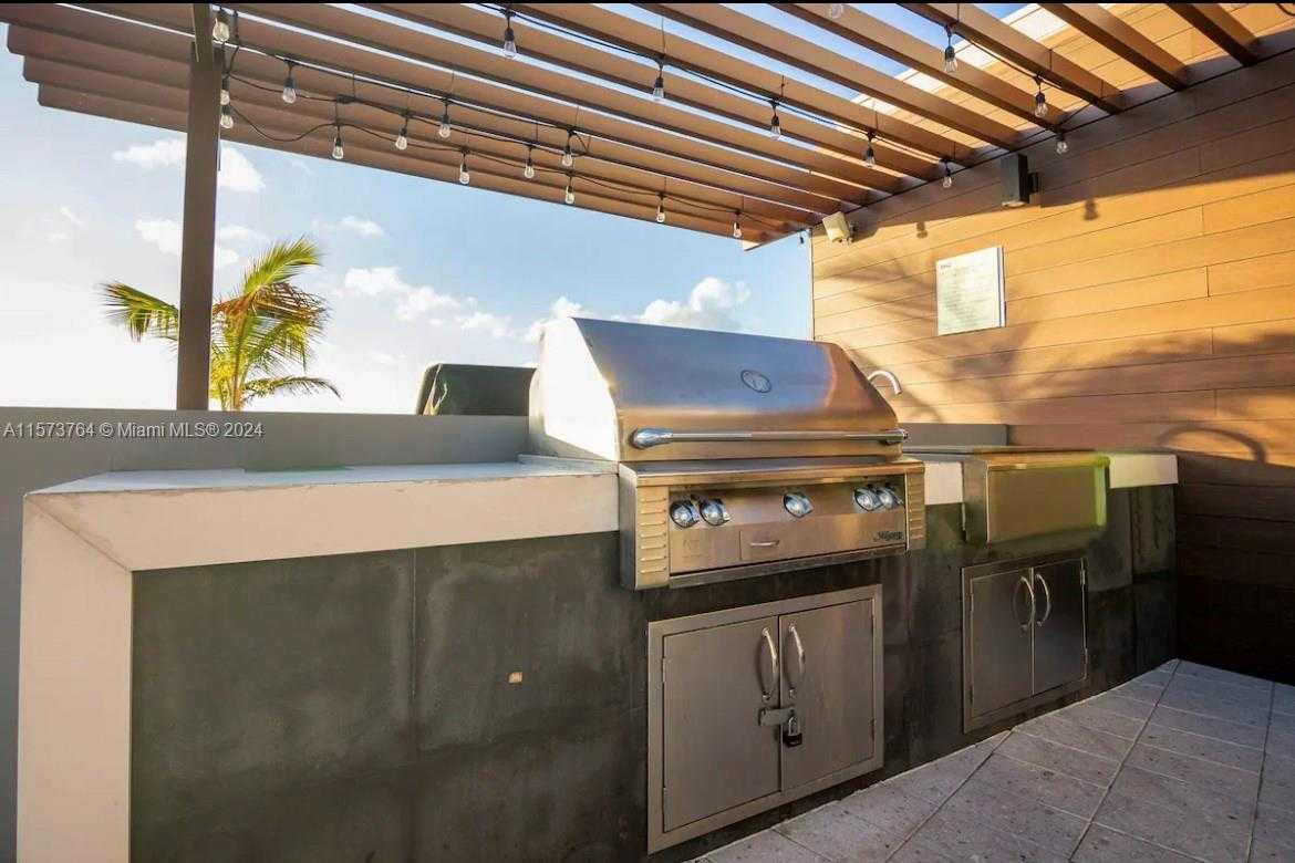 Small Image of 3250 NORTH EAST 1ST AVE #810, Miami Number 19