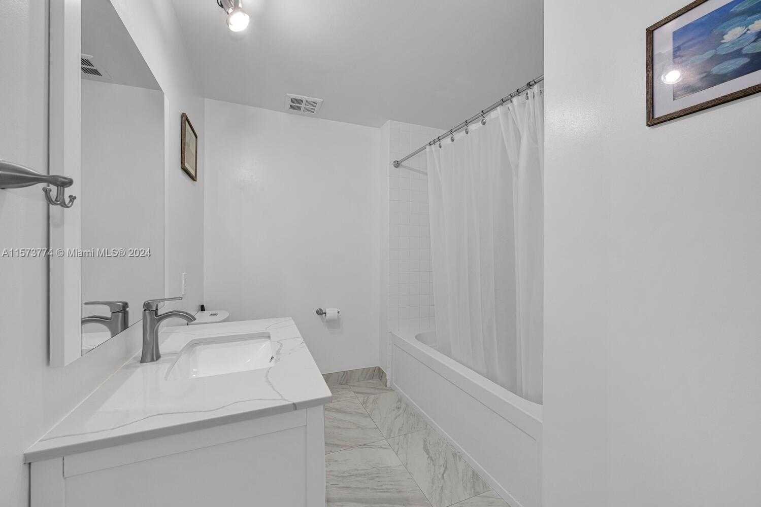 Small Image of 10 SOUTH WEST SOUTH RIVER DR #608, Miami Number 11