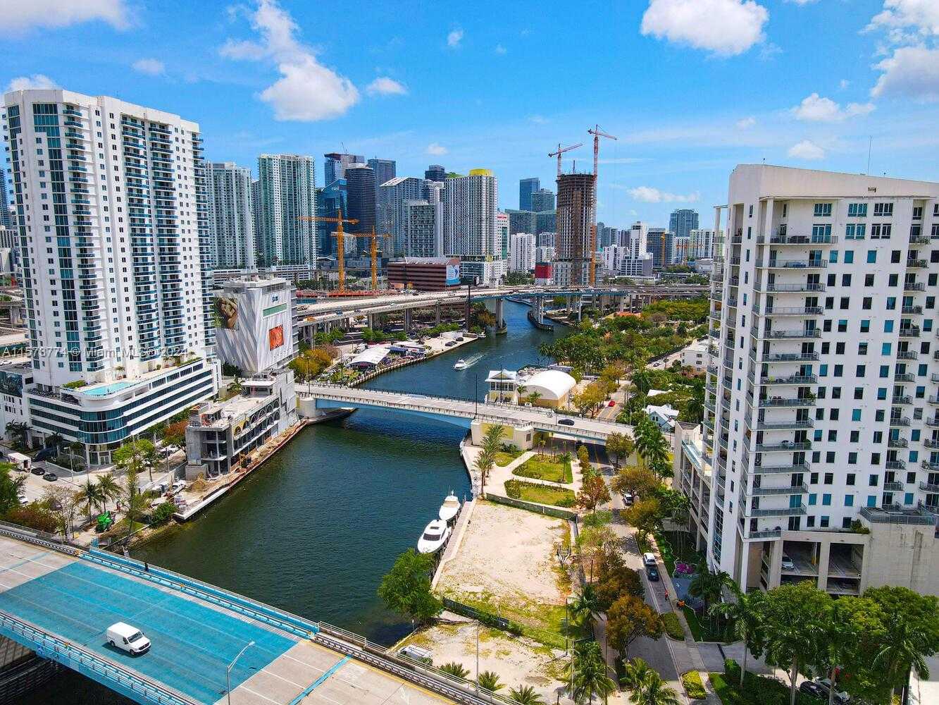 Small Image of 10 SOUTH WEST SOUTH RIVER DR #608, Miami Number 22
