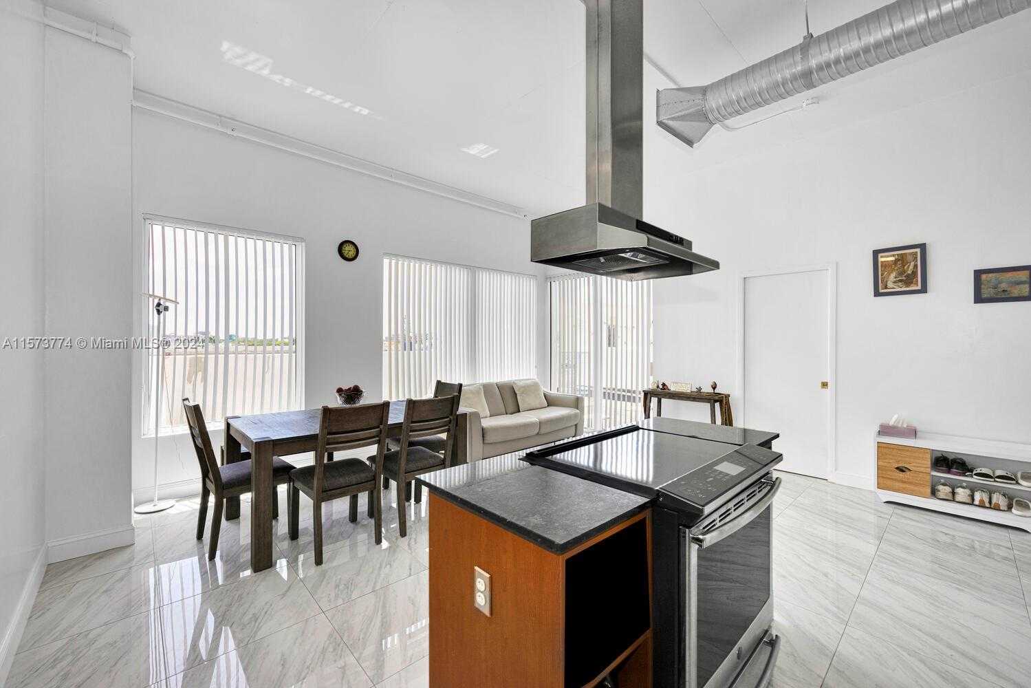 Small Image of 10 SOUTH WEST SOUTH RIVER DR #608, Miami Number 4