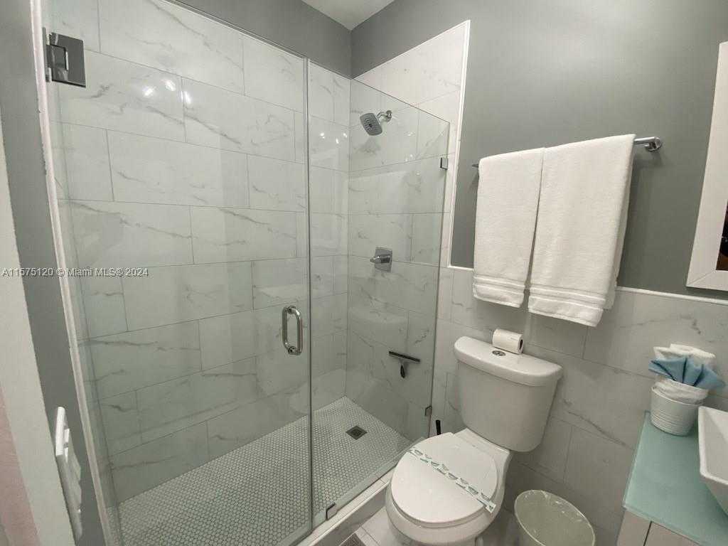 Small Image of 3445 #3445, Miami Number 10