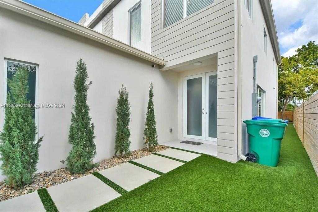 Small Image of 3445 #3445, Miami Number 2